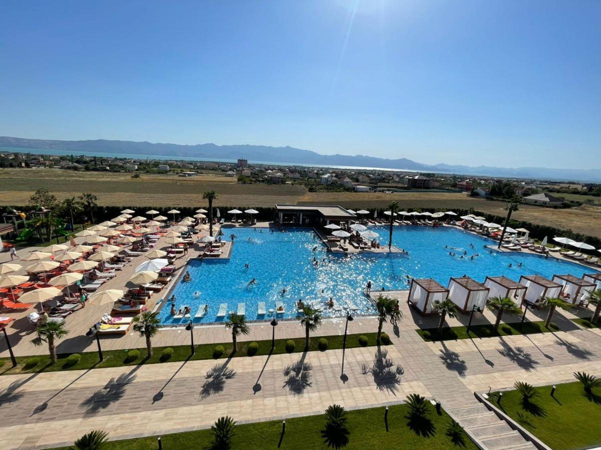 Deluxe Resort And Spa Koplik Εξωτερικό φωτογραφία