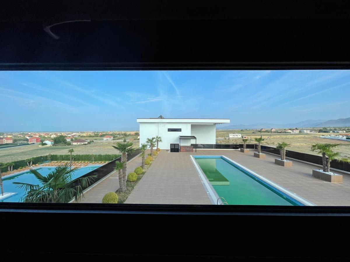 Deluxe Resort And Spa Koplik Εξωτερικό φωτογραφία